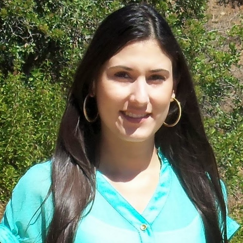 Meet your Posher, Ileana